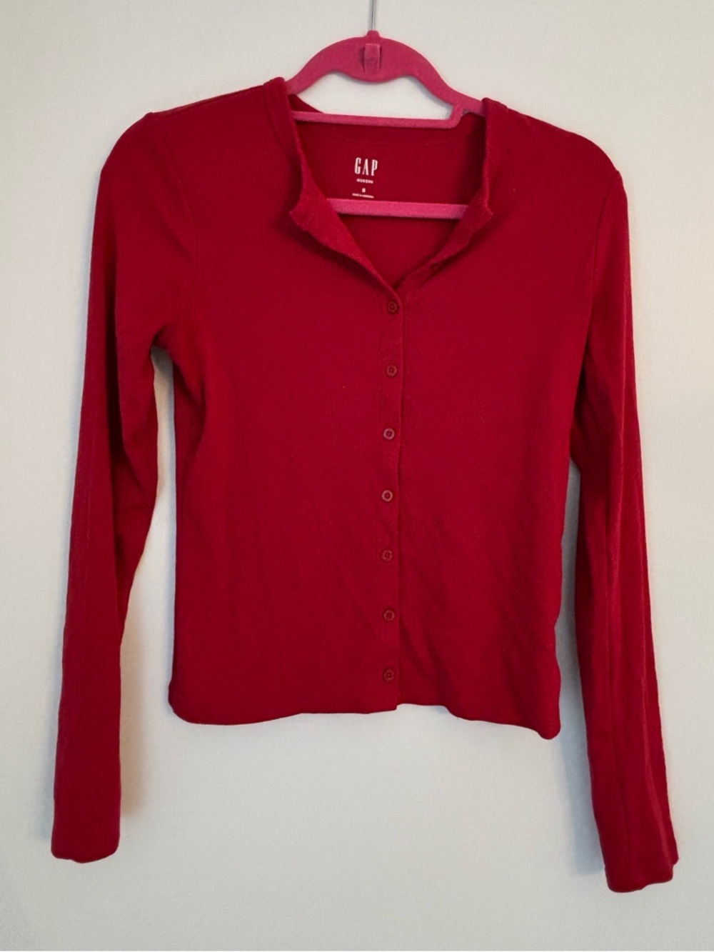 GAP Women's Modern Crewneck Caridgan Top in Sled Red Size Medium